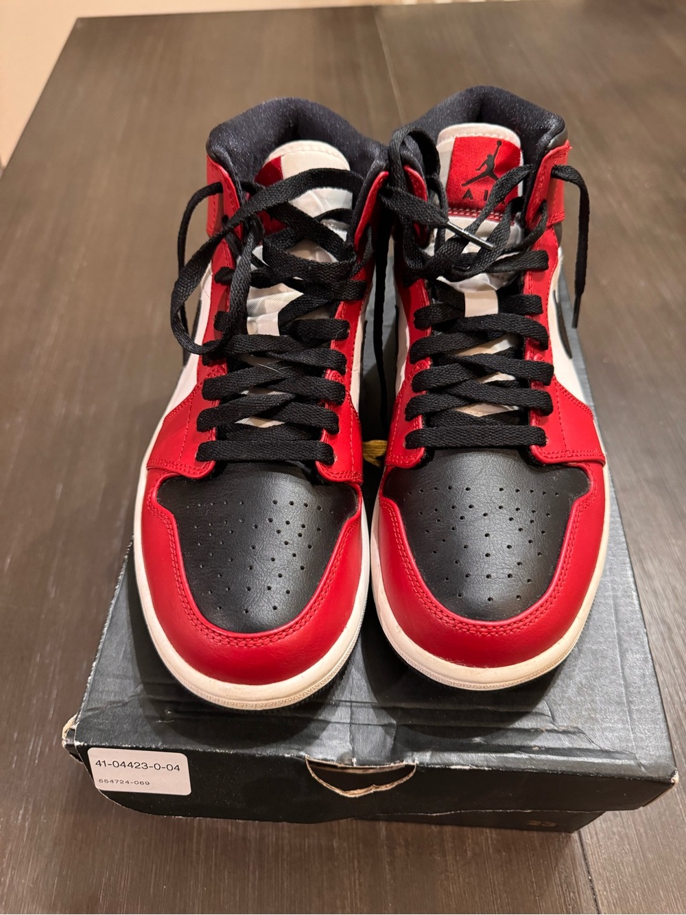 Jordan Men's Mid 1’s Size 8